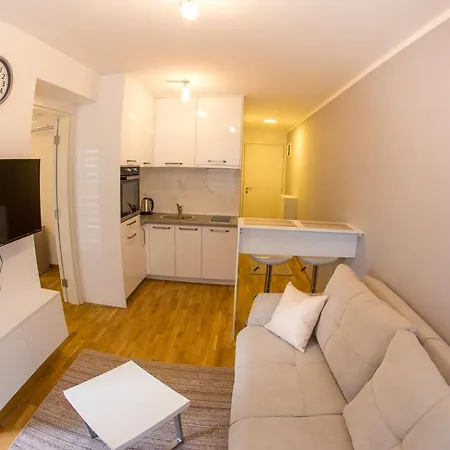 Apartamento C15 Budva